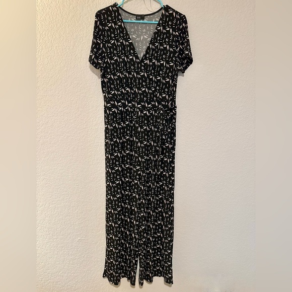 Muse Petite XLP jumper, black with pink & tan pattern. - Picture 2 of 16